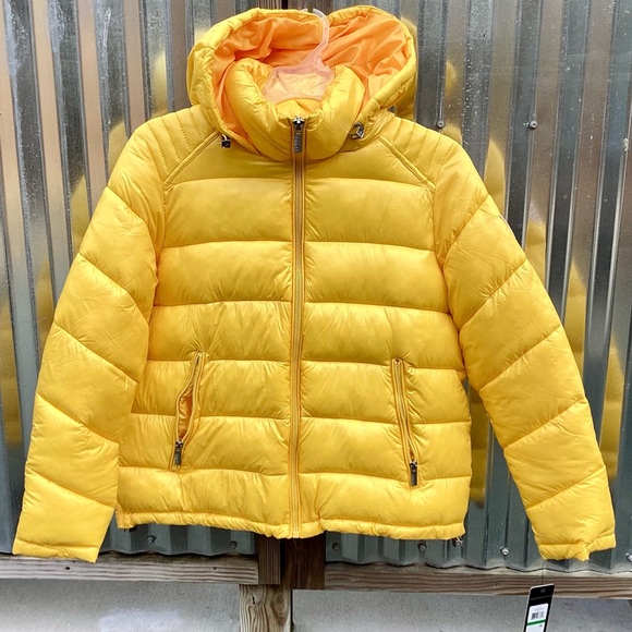 NTW WOMENS GUESS HOODED PUFFER JACKET Size: Large Color: Yellow - Picture 3 of 15